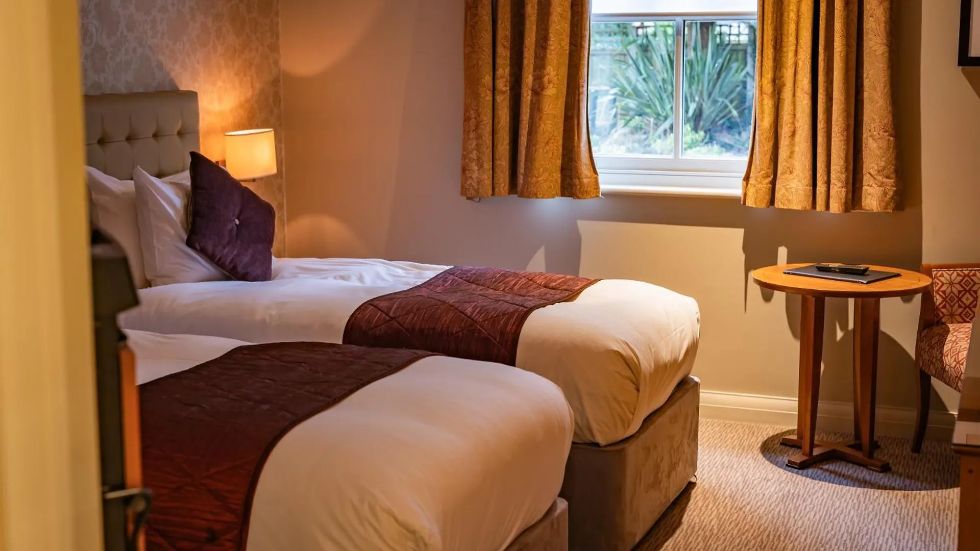 The Red Lion Hotel Hillingdon
