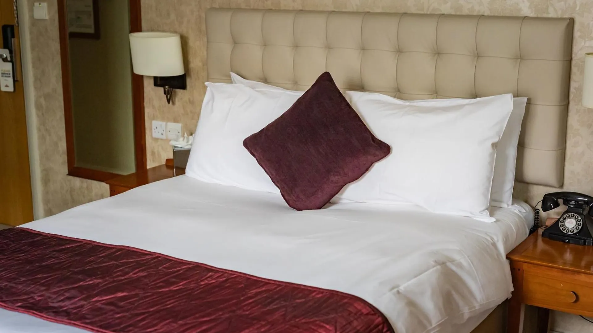 The Red Lion Hotel Hillingdon