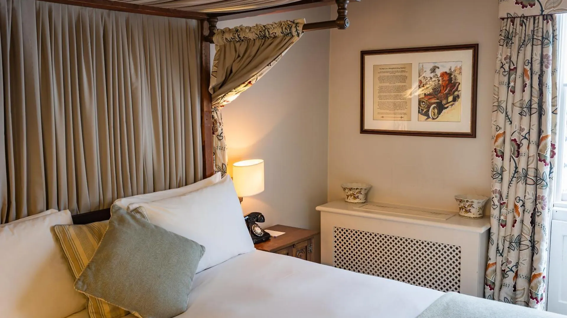 The Red Lion Hotel Hillingdon
